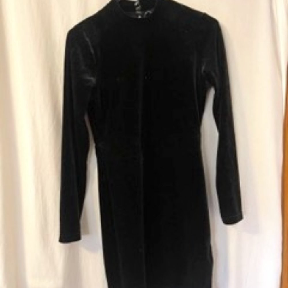H&M Velvet Dress; Size 10